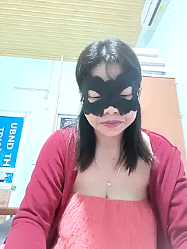 Anna Toy19 online show from 11-18-25, 01:44