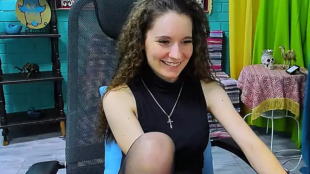 Miss Barbara  online show from 02-18-25, 04:48