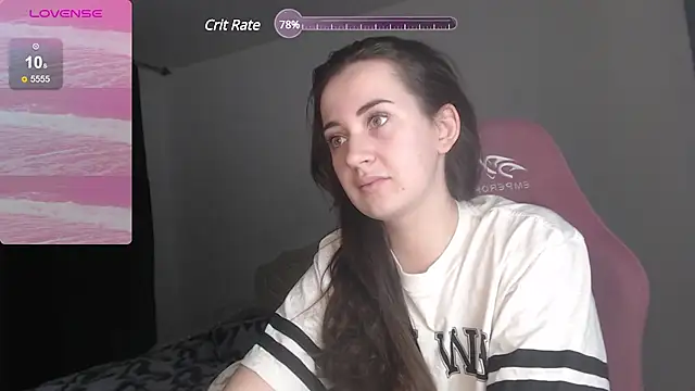 Snapshot of SweetieKendl chatting on 12-25-24, 02:14 SweetieKendl online show from 12-25-24, 02:14