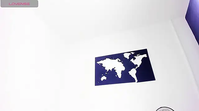 Snapshot of CurvyViolet chatting on 12-09-24, 07:29 CurvyViolet online show from 12-09-24, 07:29