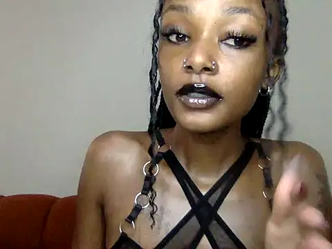 Snapshot of mavelous_mia chatting on 06-15-26, 07:54 mavelous mia online show from 06-15-26, 07:54