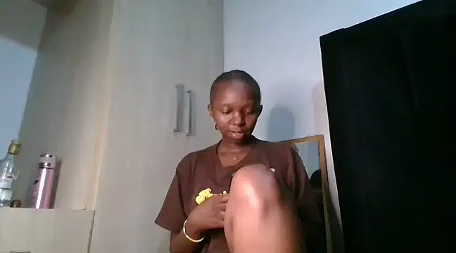 Snapshot of Sexy_barb2 chatting on 02-06-25, 10:10 Sexy barb2 online show from 02-06-25, 10:10