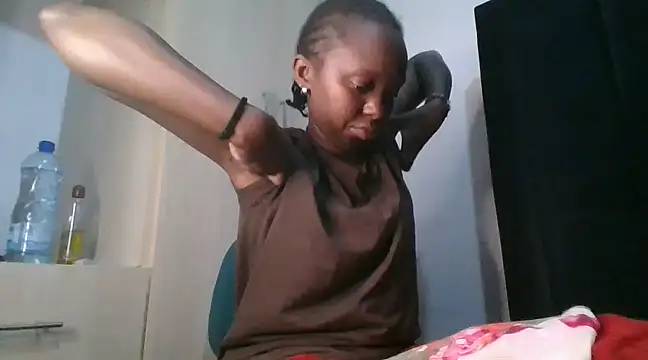 Snapshot of Sexy_barb2 chatting on 02-24-25, 07:30 Sexy barb2 online show from 02-24-25, 07:30