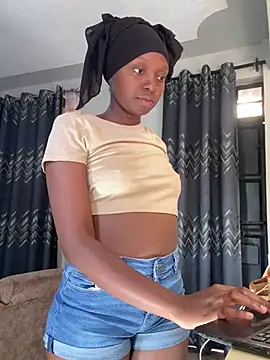 Snapshot of Sexy_barb2 chatting on 03-21-25, 12:28 Sexy barb2 online show from 03-21-25, 12:28