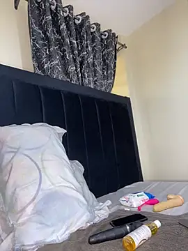 Snapshot of Sexy_barb2 chatting on 09-14-25, 11:42 Sexy barb2 online show from 09-14-25, 11:42