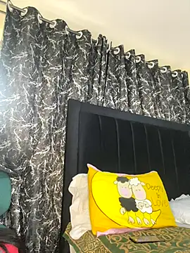 Snapshot of Sexy_barb2 chatting on 10-09-25, 12:14 Sexy barb2 online show from 10-09-25, 12:14