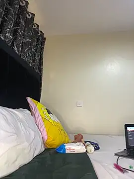 Snapshot of Sexy_barb2 chatting on 11-08-25, 10:37 Sexy barb2 online show from 11-08-25, 10:37