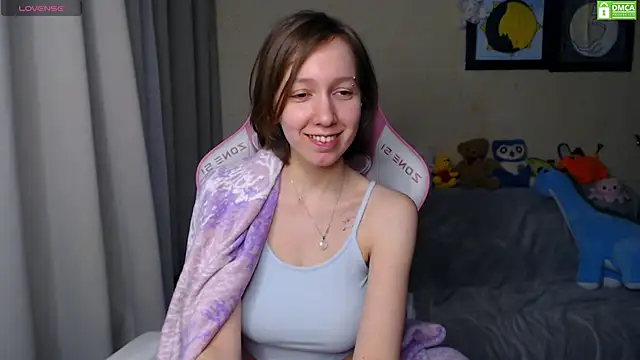 Snapshot of LeahGottty chatting on 02-26-25, 09:58 LeahGottty online show from 02-26-25, 09:58