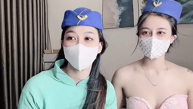 Mono-Stewardesss online show from 09-17-25, 11:45