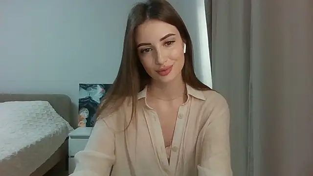 Snapshot of Jule_Helen chatting on 12-07-24, 07:27 Jule Helen online show from 12-07-24, 07:27