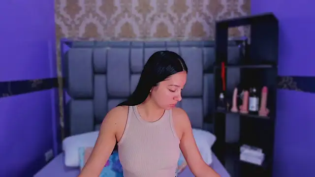 Lila Pinky online show from 10-13-25, 12:49