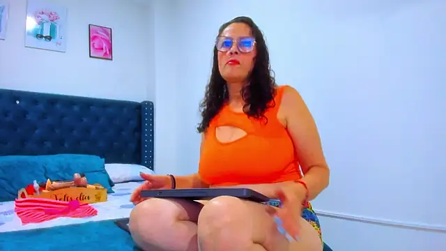 ClayrRosse online show from 10-20-25, 11:27