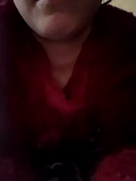 Snapshot of Rachoda-33 chatting on 02-14-26, 03:53 Rachoda-33 online show from 02-14-26, 03:53