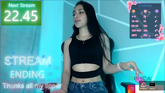 Snapshot of lilylouisee chatting on 01-22-25, 08:49 lilylouisee online show from 01-22-25, 08:49