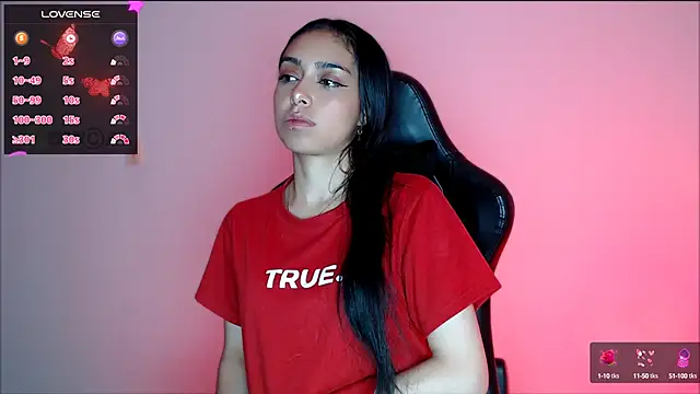 Snapshot of lilylouisee chatting on 02-27-25, 09:25 lilylouisee online show from 02-27-25, 09:25