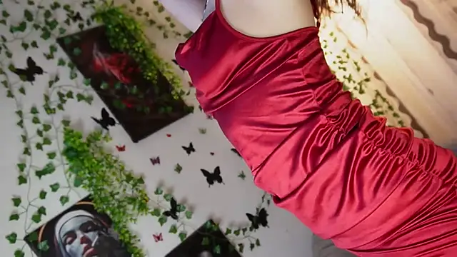 Snapshot of NaughtYHomemadE chatting on 01-08-25, 07:45 NaughtYHomemadE online show from 01-08-25, 07:45