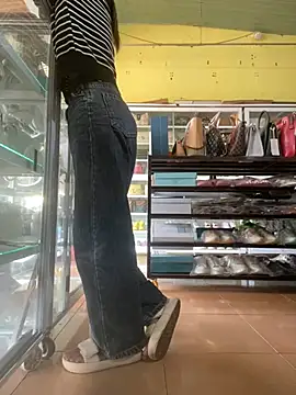 Snapshot of Rosa_998 chatting on 01-06-25, 09:30 Rosa 998 online show from 01-06-25, 09:30