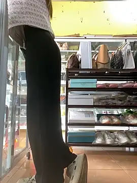 Snapshot of Rosa_998 chatting on 01-15-25, 08:41 Rosa 998 online show from 01-15-25, 08:41