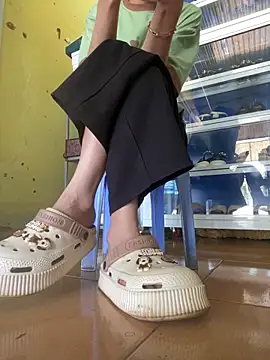 Snapshot of Rosa_998 chatting on 02-17-25, 08:30 Rosa 998 online show from 02-17-25, 08:30