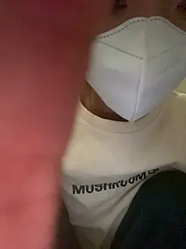 Snapshot of Rosa_998 chatting on 03-15-25, 04:35 Rosa 998 online show from 03-15-25, 04:35