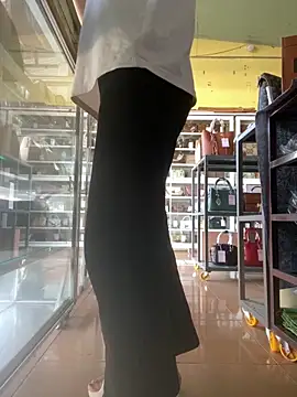 Snapshot of Rosa_998 chatting on 09-15-25, 01:16 Rosa 998 online show from 09-15-25, 01:16