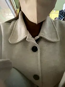 Snapshot of Rosa_998 chatting on 09-24-25, 01:20 Rosa 998 online show from 09-24-25, 01:20