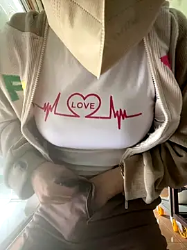 Snapshot of Rosa_998 chatting on 10-05-25, 01:37 Rosa 998 online show from 10-05-25, 01:37