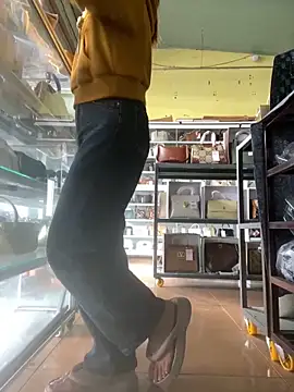 Snapshot of Rosa_998 chatting on 10-08-25, 01:25 Rosa 998 online show from 10-08-25, 01:25