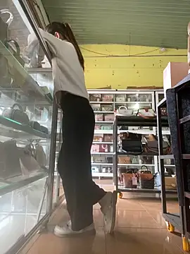 Rosa 998 online show from 12-21-25, 12:40