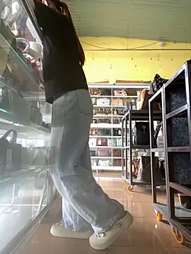 Rosa 998 online show from 04-18-26, 02:15