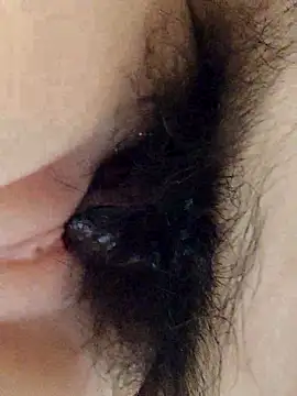 Snapshot of Beijing2000 chatting on 02-24-26, 12:30 Beijing2000 online show from 02-24-26, 12:30