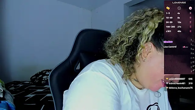 Snapshot of mariana_maze chatting on 01-07-25, 09:50 mariana maze online show from 01-07-25, 09:50