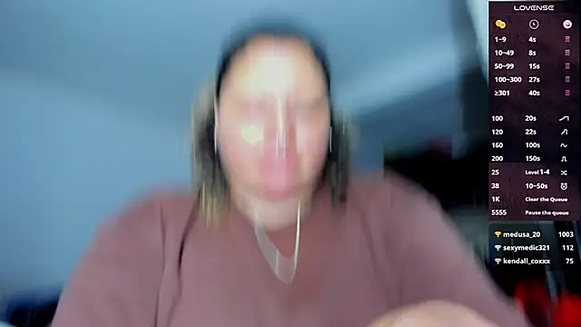 Snapshot of mariana_maze chatting on 01-19-25, 08:07 mariana maze online show from 01-19-25, 08:07