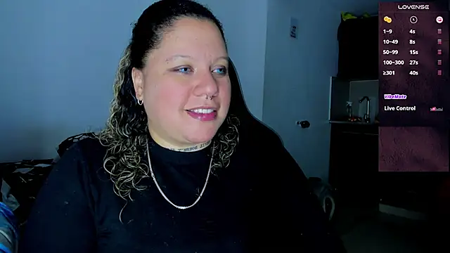 Snapshot of mariana_maze chatting on 01-20-25, 03:15 mariana maze online show from 01-20-25, 03:15