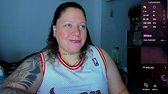 Snapshot of mariana_maze chatting on 01-25-25, 05:07 mariana maze online show from 01-25-25, 05:07