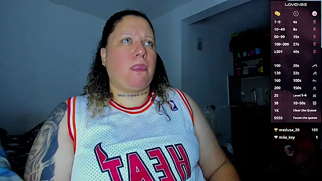 Snapshot of mariana_maze chatting on 01-25-25, 08:10 mariana maze online show from 01-25-25, 08:10