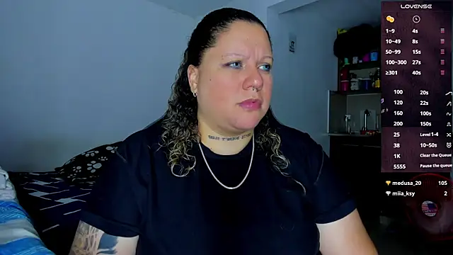 Snapshot of mariana_maze chatting on 01-26-25, 07:21 mariana maze online show from 01-26-25, 07:21