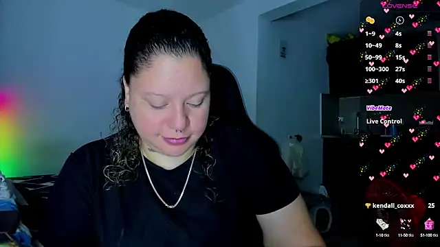 Snapshot of mariana_maze chatting on 02-02-25, 10:24 mariana maze online show from 02-02-25, 10:24