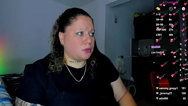 Snapshot of mariana_maze chatting on 02-02-25, 01:30 mariana maze online show from 02-02-25, 01:30