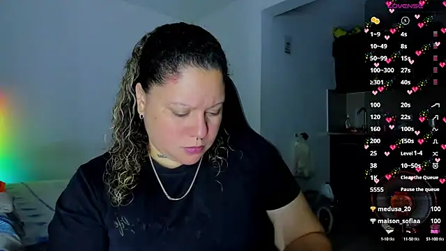 Snapshot of mariana_maze chatting on 02-13-25, 06:30 mariana maze online show from 02-13-25, 06:30