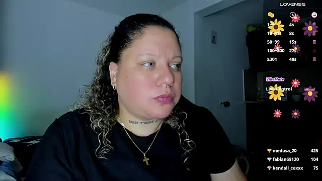 Snapshot of mariana_maze chatting on 02-23-25, 08:39 mariana maze online show from 02-23-25, 08:39