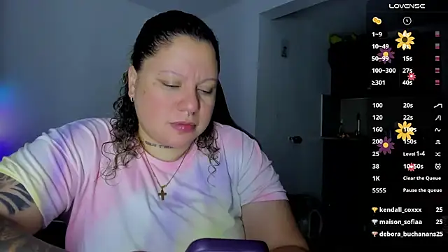 Snapshot of mariana_maze chatting on 02-28-25, 06:43 mariana maze online show from 02-28-25, 06:43