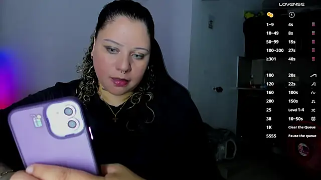 Snapshot of mariana_maze chatting on 03-01-25, 08:31 mariana maze online show from 03-01-25, 08:31