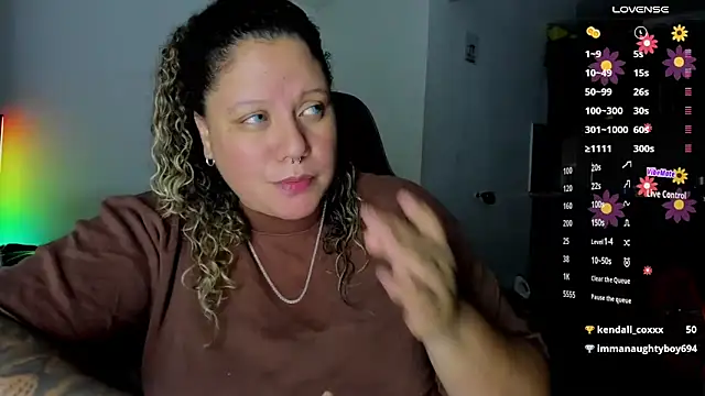 Snapshot of mariana_maze chatting on 03-22-25, 06:11 mariana maze online show from 03-22-25, 06:11