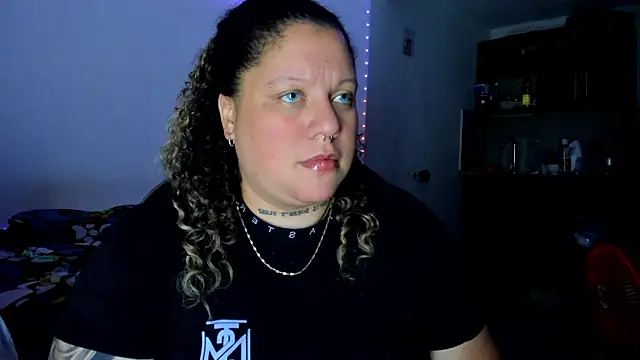 Snapshot of mariana_maze chatting on 09-13-25, 06:02 mariana maze online show from 09-13-25, 06:02