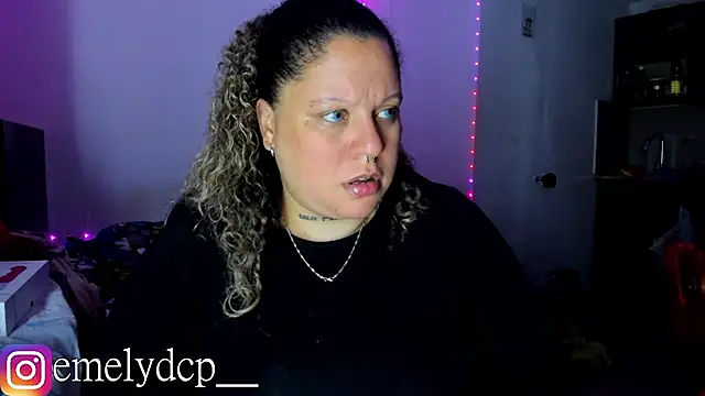 Snapshot of mariana_maze chatting on 09-20-25, 04:57 mariana maze online show from 09-20-25, 04:57