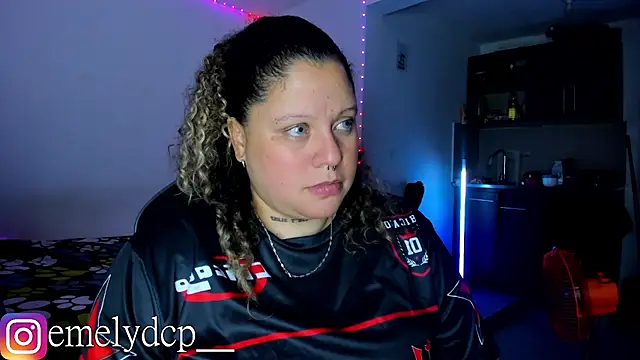 Snapshot of mariana_maze chatting on 10-03-25, 05:26 mariana maze online show from 10-03-25, 05:26