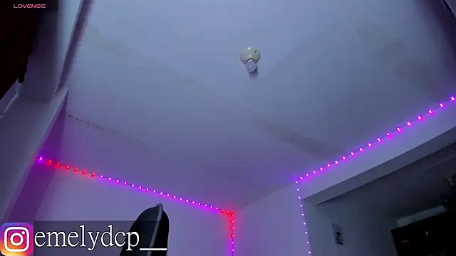 Snapshot of mariana_maze chatting on 10-04-25, 07:28 mariana maze online show from 10-04-25, 07:28