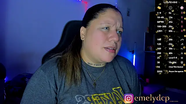 Snapshot of mariana_maze chatting on 02-17-26, 08:33 mariana maze online show from 02-17-26, 08:33