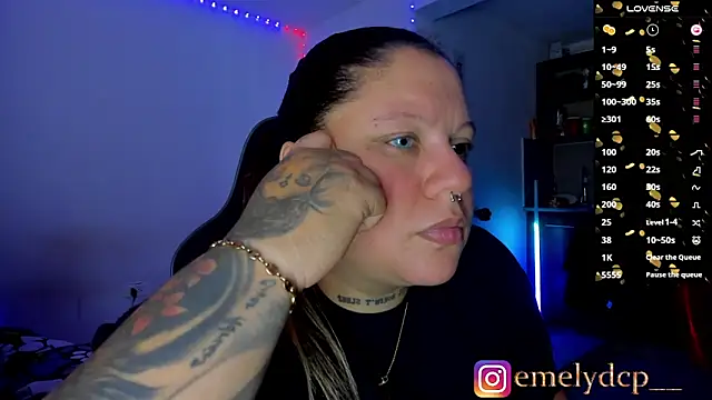 Snapshot of mariana_maze chatting on 03-17-26, 12:52 mariana maze online show from 03-17-26, 12:52